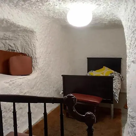 Casa Cueva Rural Trebola * Juncalillo